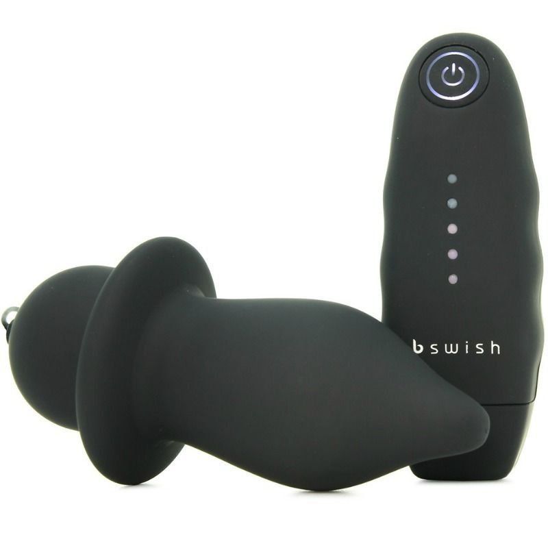 B Swish Bfilled Classic Vibrating Plug Black